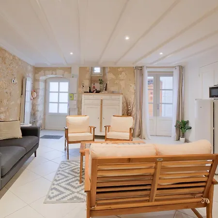 D'ici Et D'ailleurs Holiday home *