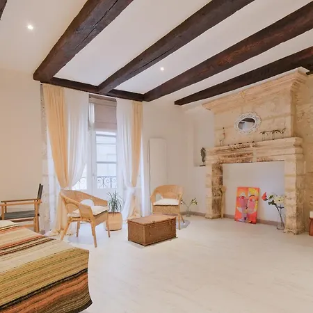 D'ici Et D'ailleurs Holiday home Brantome