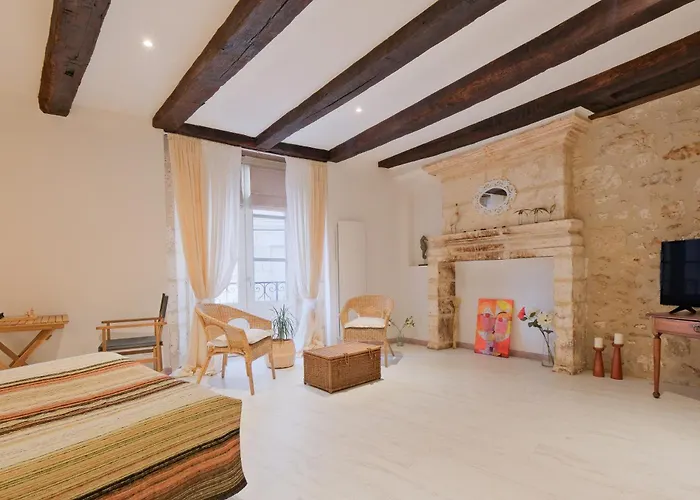 D'ici Et D'ailleurs Tatil Evi Brantôme